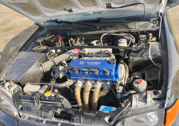 Honda Civic cena 29000 przebieg: 280, rok produkcji 1992 z Zbąszynek małe 106